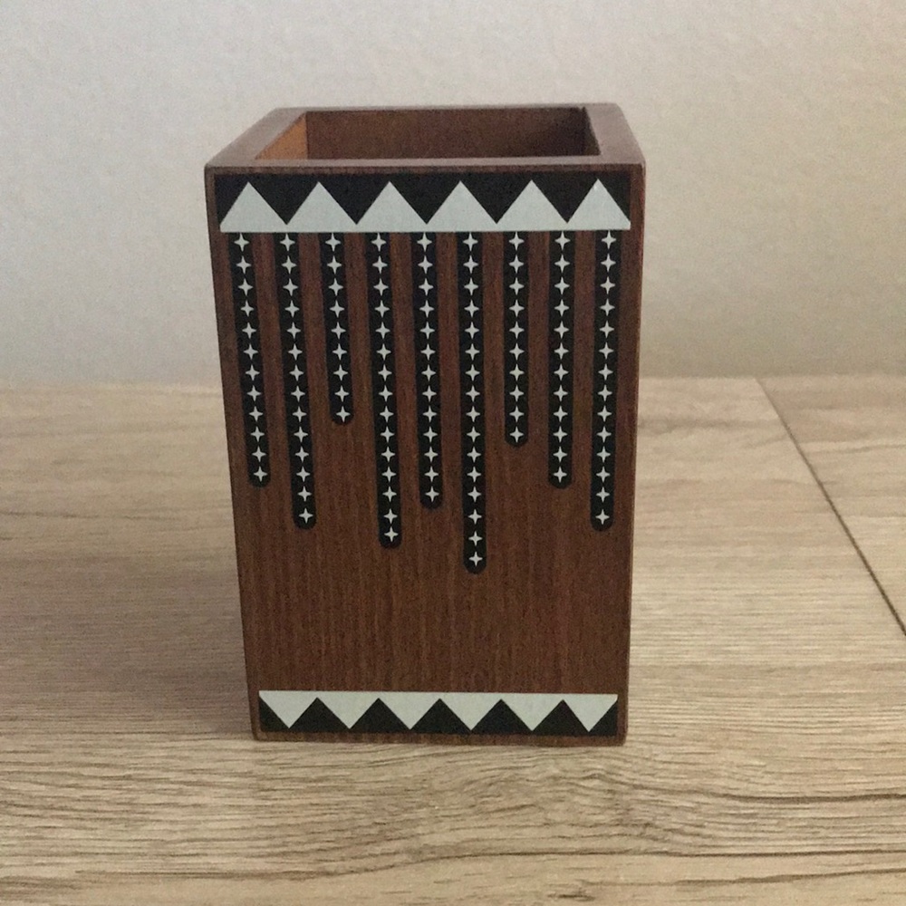 Sonia kashuk brush cup brush holder